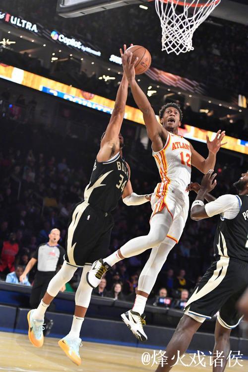 字母哥32+14+9特雷杨35+10 雄鹿力克老鹰晋级决赛